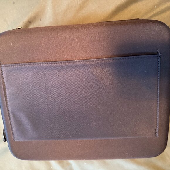 Epsom Makeup Airbrush Kit - Picture 2 of 13